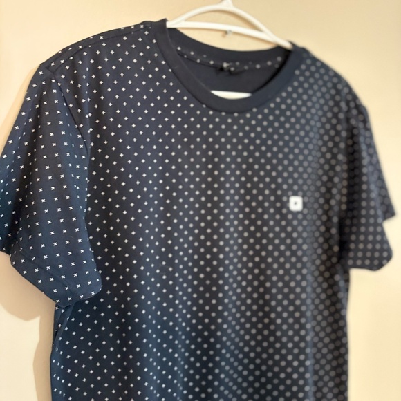 3/$10⚡️Penshopee Navy Blue Short Sleeve T-Shirt White Repeating Pattern - Picture 4 of 13
